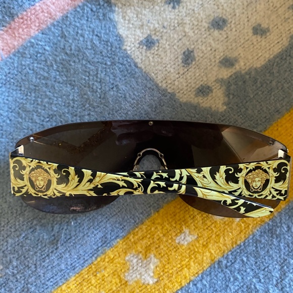 versace baroque sunglasses